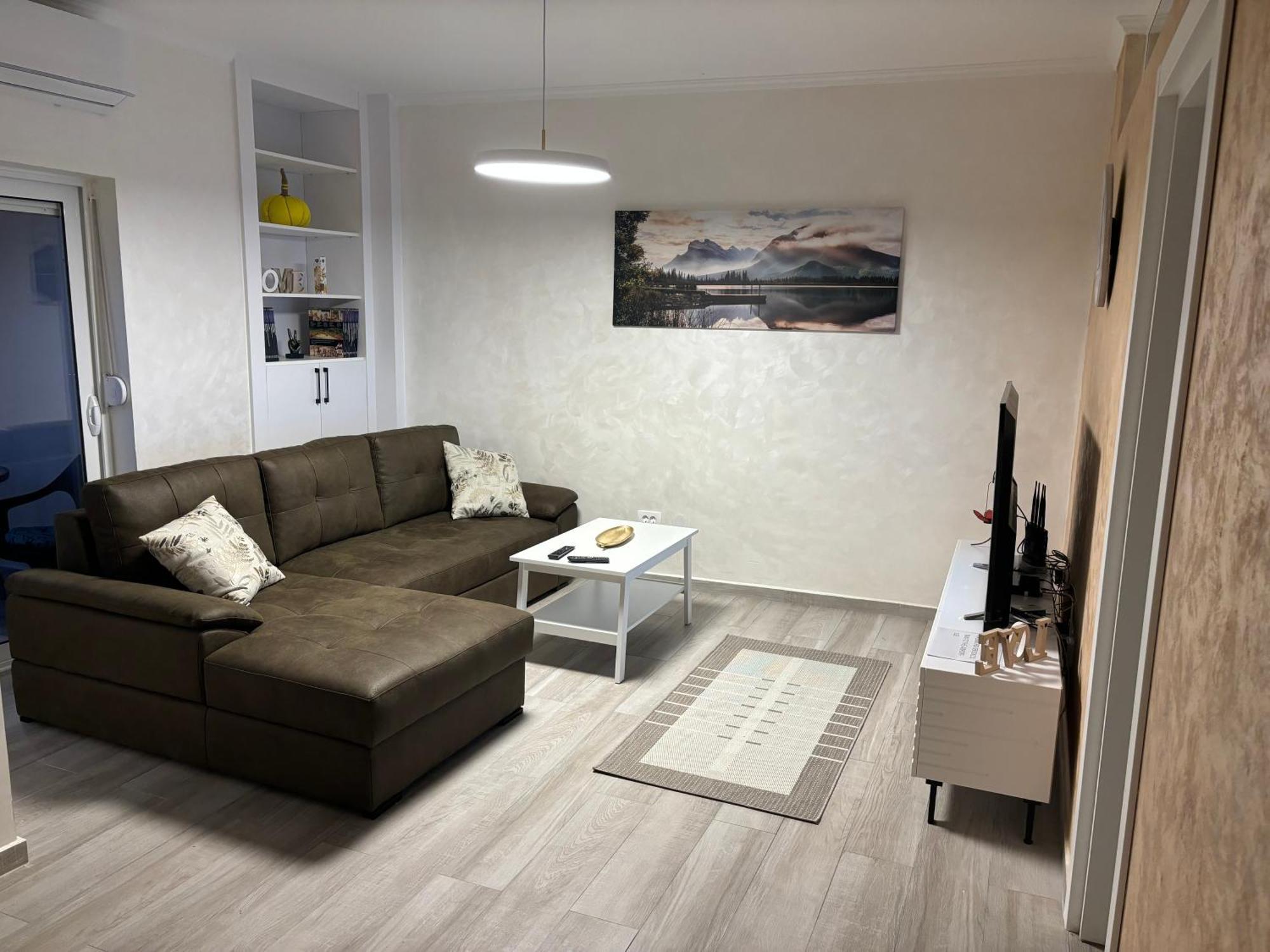 Petar Apartment Podgorica Buitenkant foto
