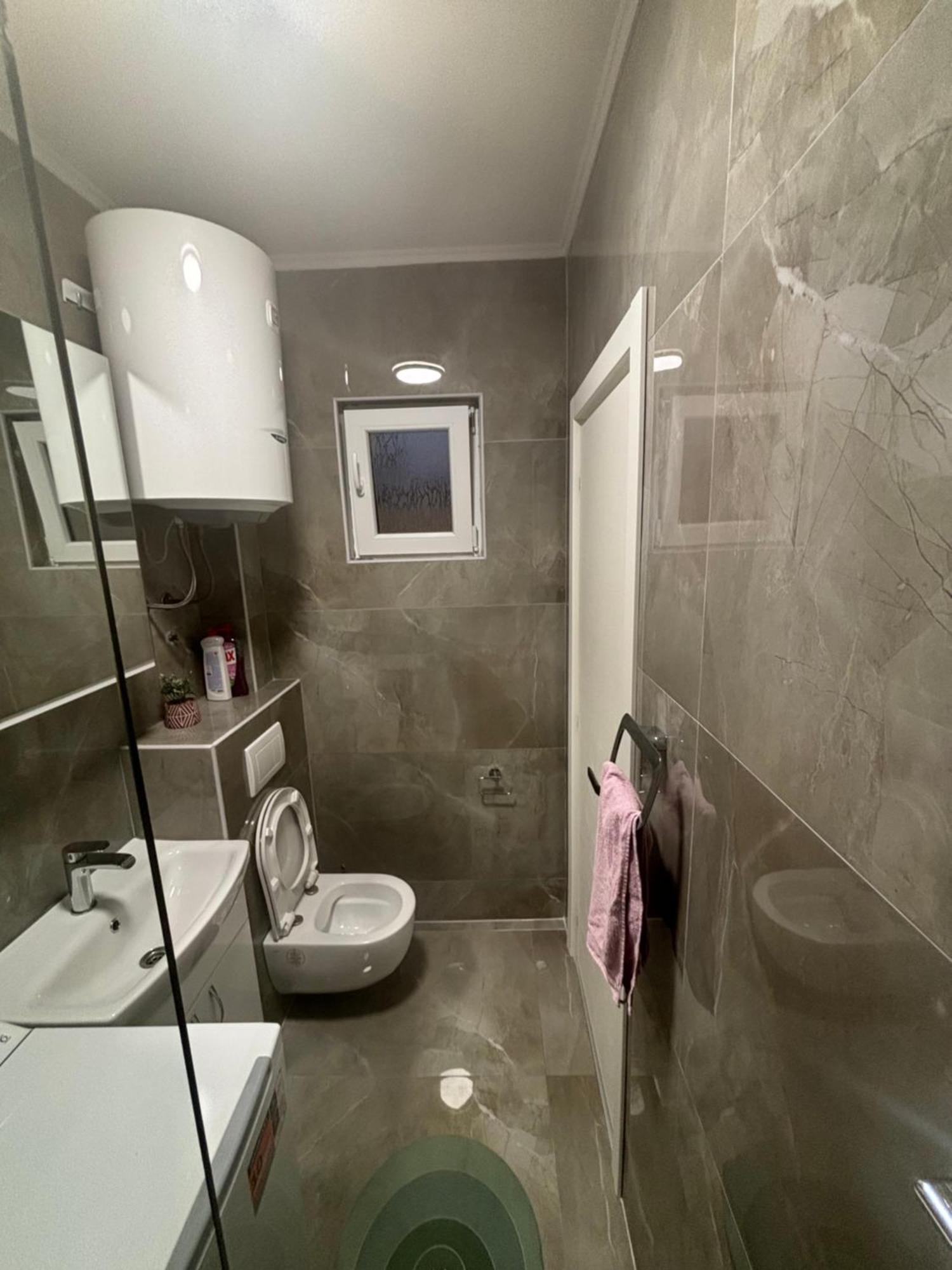Petar Apartment Podgorica Buitenkant foto