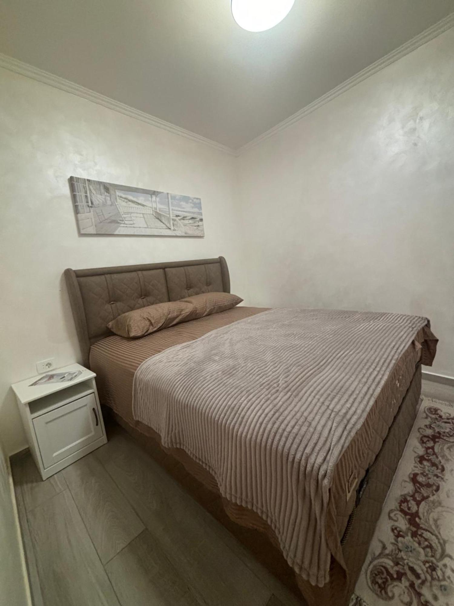 Petar Apartment Podgorica Buitenkant foto